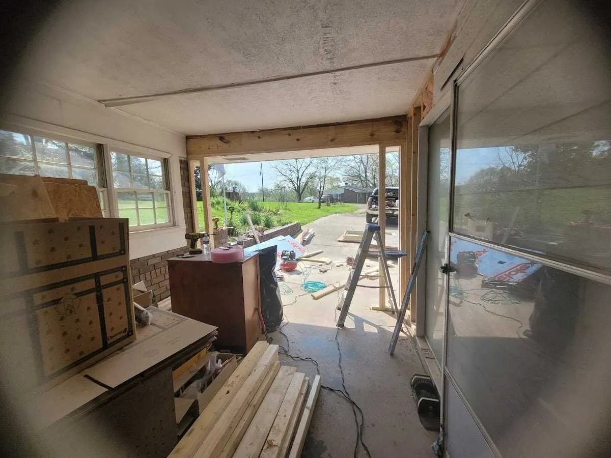 Air movers and dehumidifier for Drying & Dehumidification in Country Club Estates